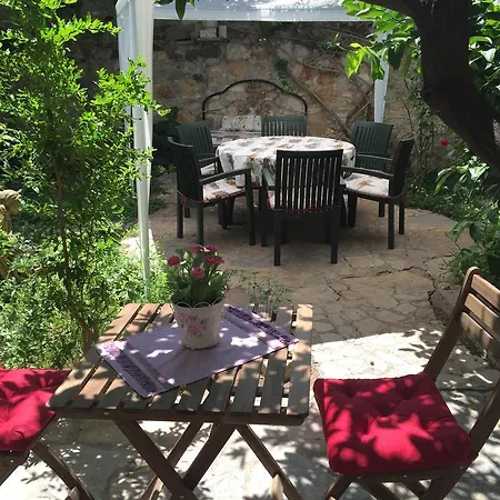 بيت ضيافة Zeytin